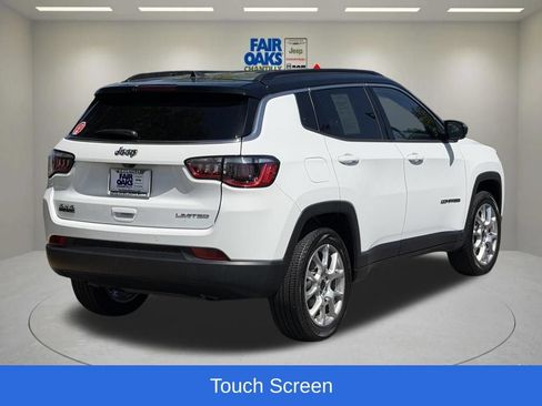 Certified 2025 Jeep Compass Limited AWD/4WD image 8