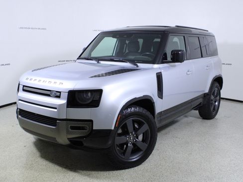 Used 2021 Land Rover Defender 110 X-Dynamic HSE image 1