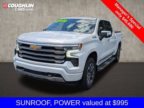 Used 2024 Chevrolet Silverado 1500 High Country w/ Technology Package AWD/4WD image 4