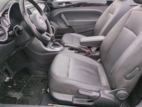 Used 2017 Volkswagen Beetle 1.8T SE image 17