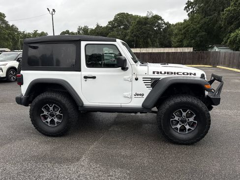 Used 2018 Jeep Wrangler Rubicon AWD/4WD image 6