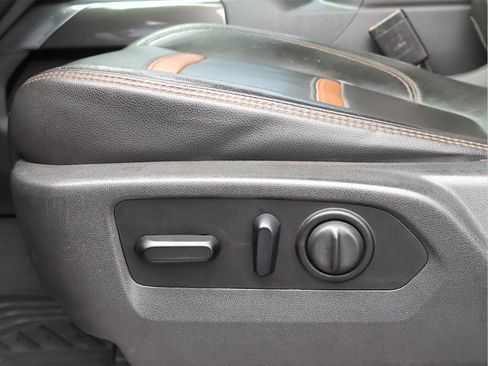 Used 2020 GMC Sierra 1500 AT4 w/ AT4 Premium Package image 14