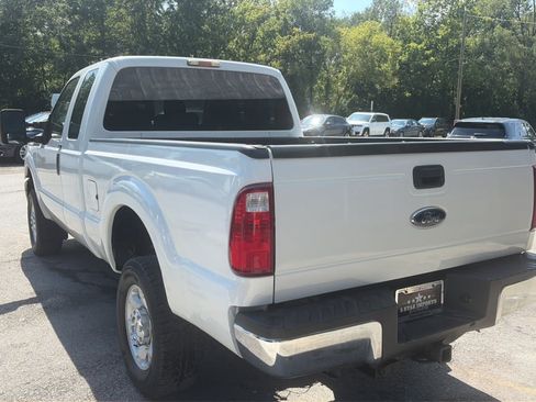 Used 2016 Ford F250 XL w/ XL Appearance Package AWD/4WD image 3