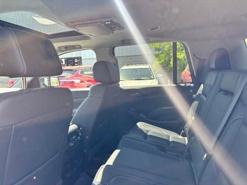 Used 2019 GMC Yukon SLT AWD/4WD image 10