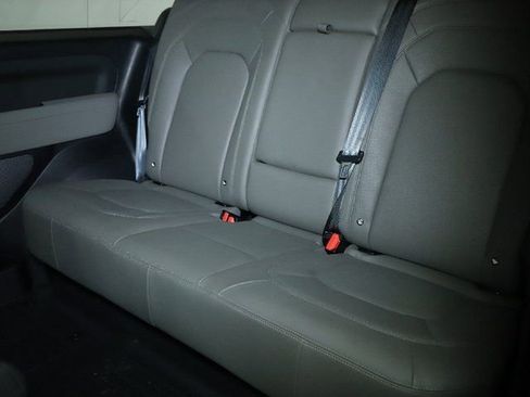 Certified 2023 Land Rover Defender 90 S AWD/4WD image 28