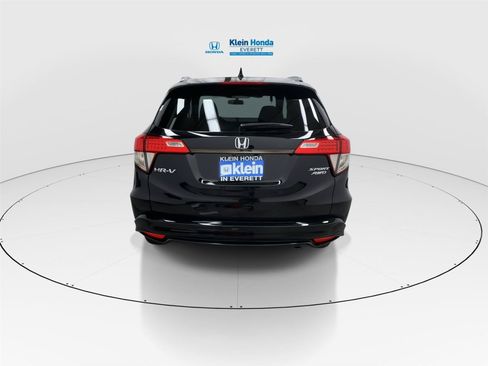 Used 2021 Honda HR-V Sport image 9