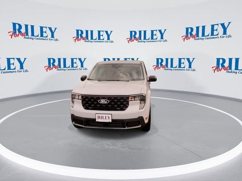 New 2025 Ford Maverick XLT w/ Equipment Group 302A image 3