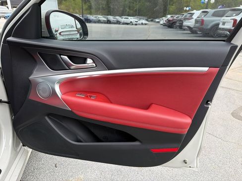 Used 2025 Genesis G70 2.5T w/ Sport Prestige Package image 14