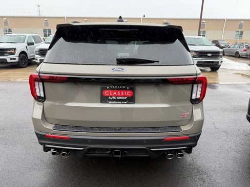 New 2026 Ford Explorer ST w/ Sun And Sound Package image 4