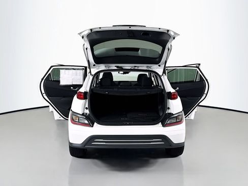 Used 2023 Hyundai Kona SE w/ Cargo Package image 26