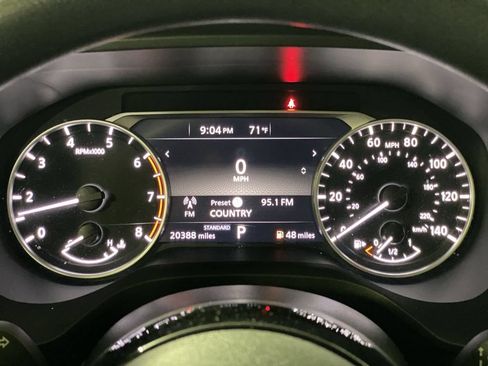 Used 2023 Nissan Rogue SV FWD image 11