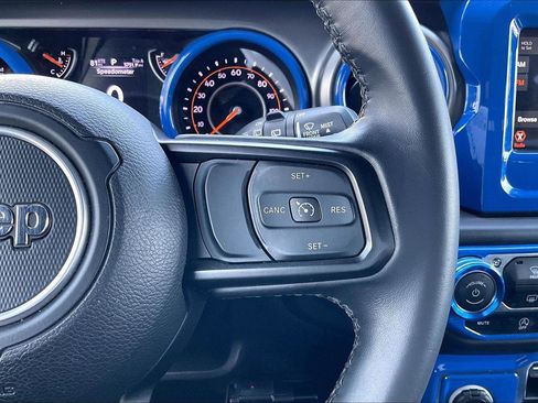 Used 2022 Jeep Wrangler Unlimited Sport AWD/4WD image 18