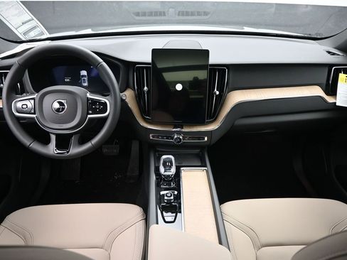New 2026 Volvo XC60 B5 Plus w/ Climate Package AWD/4WD image 19