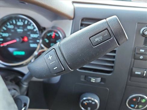 Used 2012 Chevrolet Silverado 1500 LT image 11