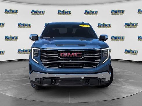 Used 2024 GMC Sierra 1500 SLT w/ SLT Premium Plus Package AWD/4WD image 14