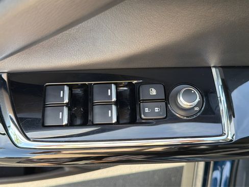 Used 2022 MAZDA CX-9 Touring w/ Touring Premium Package AWD/4WD image 16