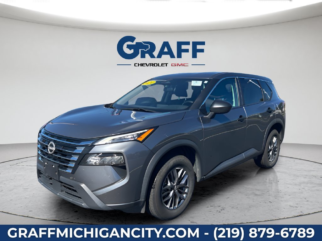 Used 2024 Nissan Rogue S AWD/4WD image 1