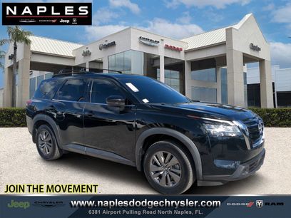 Used 2022 Nissan Pathfinder SV w/ SV Premium Package