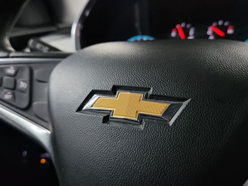 Used 2019 Chevrolet Equinox LS image 21