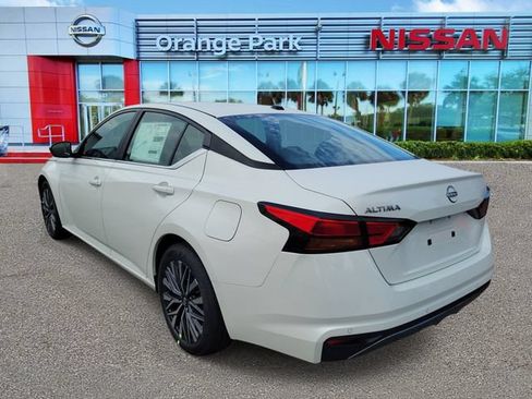New 2026 Nissan Altima 2.5 SV FWD image 3