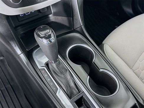 Used 2019 Chevrolet Equinox LS image 16