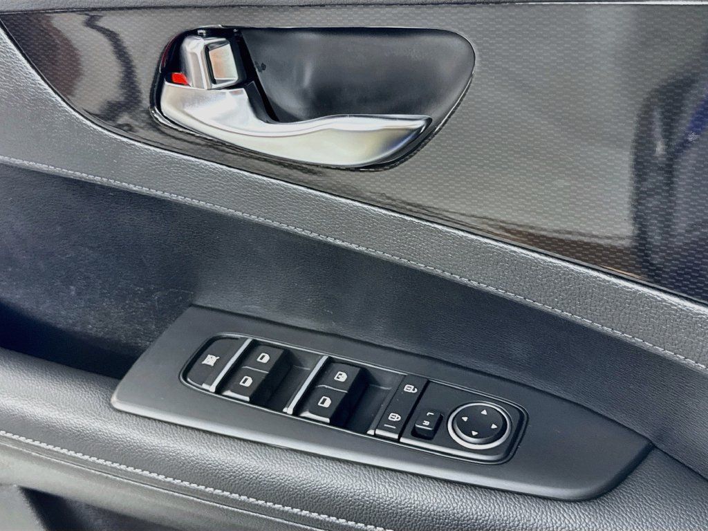 Used 2024 Kia Forte GT-Line FWD image 18