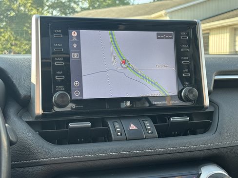 Used 2019 Toyota RAV4 Limited AWD/4WD image 7