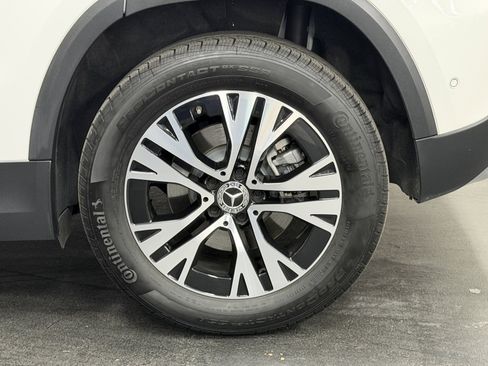 Certified 2025 Mercedes-Benz GLA 250 image 17