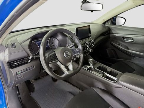 Used 2022 Nissan Sentra SV image 9