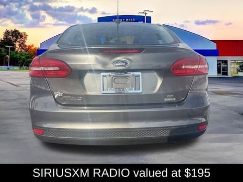 Used 2016 Ford Focus SE image 6