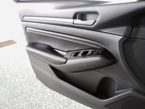 Used 2022 Nissan Altima 2.5 SL image 22