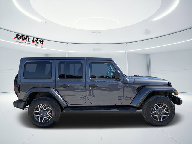 New 2026 Jeep Wrangler Unlimited Sahara AWD/4WD image 2