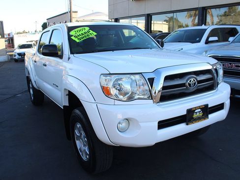 Used 2009 Toyota Tacoma PreRunner RWD image 8