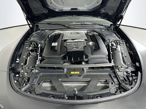 Used 2026 Mercedes-Benz SL 55 AMG 4MATIC image 32