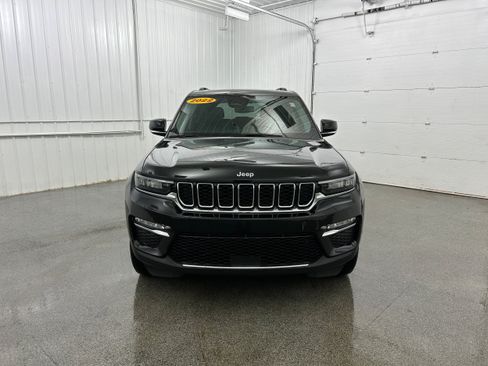 Used 2022 Jeep Grand Cherokee Limited AWD/4WD image 17