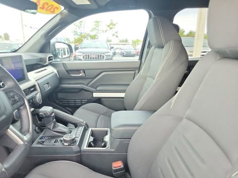 Used 2024 Toyota Tacoma TRD Off-Road image 18