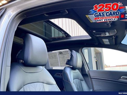 Used 2025 Kia Sportage X-Line w/ Premium Package AWD/4WD image 22