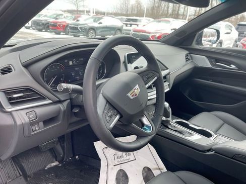 Used 2025 Cadillac CT4 Luxury image 10
