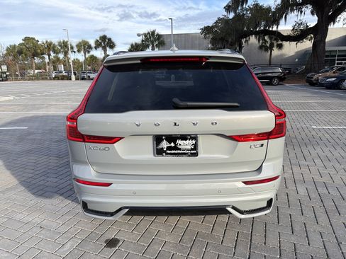Certified 2025 Volvo XC60 B5 Plus image 38