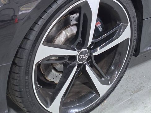 Used 2017 Audi RS 7 Prestige image 16