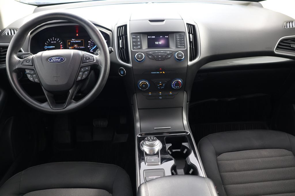Used 2019 Ford Edge SE AWD/4WD image 2
