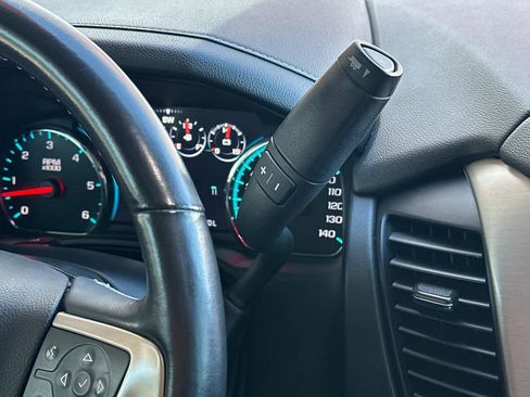 Used 2020 GMC Yukon Denali w/ Denali Premium Package AWD/4WD image 25