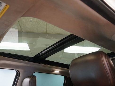 Used 2019 Ford F150 Limited w/ Trailer Tow Package image 4