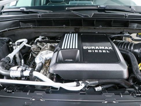 Used 2023 GMC Yukon SLT w/ SLT Luxury Package RWD image 36