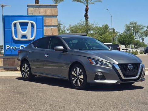 Used 2021 Nissan Altima 2.5 SL AWD/4WD image 3