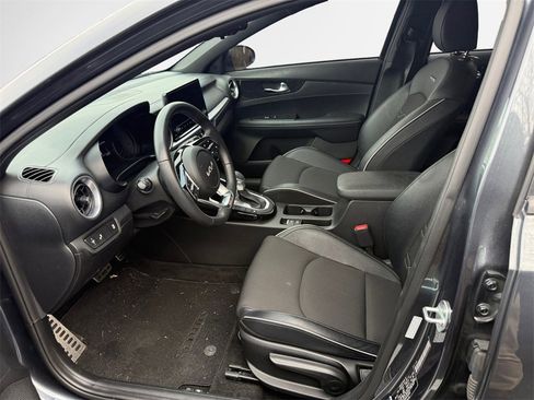 Certified 2023 Kia Forte GT-Line w/ GT-Line Technology Package image 12