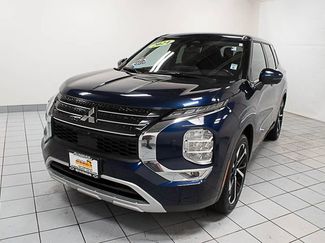 Used 2024 Mitsubishi Outlander SE AWD/4WD video 1
