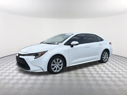 Certified 2024 Toyota Corolla LE FWD image 3
