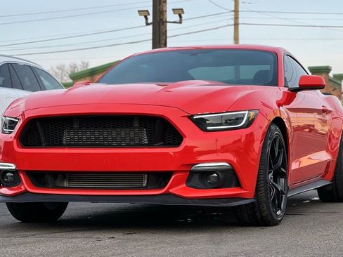 Used 2016 Ford Mustang Coupe image 13