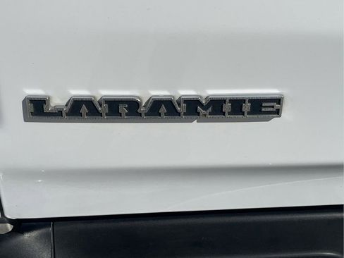 Used 2025 RAM 1500 Laramie image 15